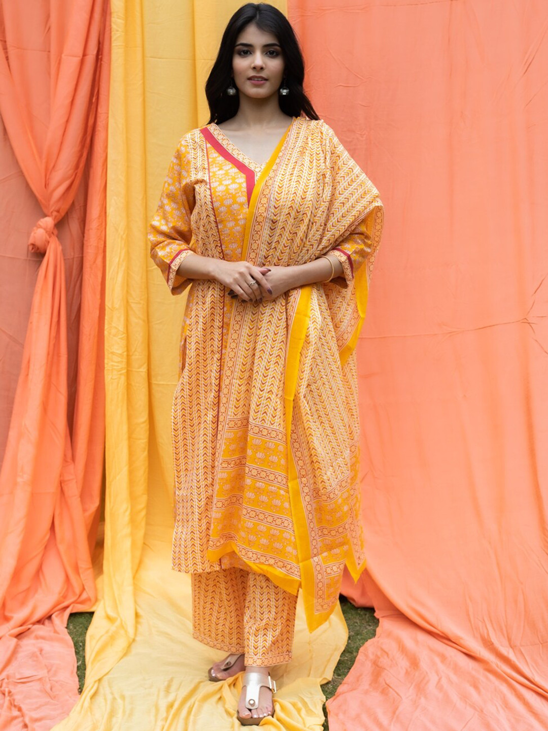 

SVARCHI Women Yellow Ethnic Motifs Printed Pure Cotton Kurta with Churidar & With Dupatta