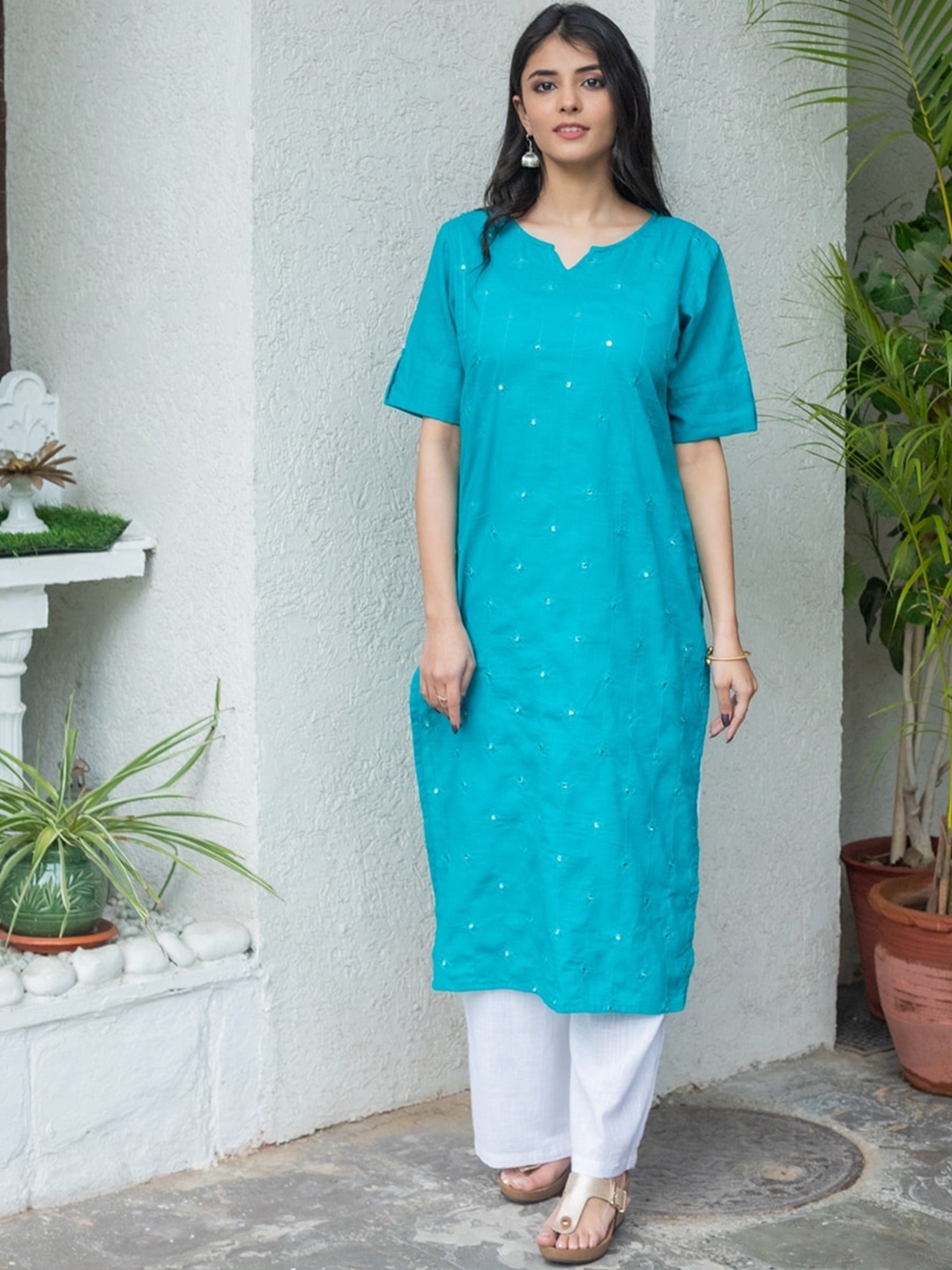 

SVARCHI Women Turquoise Blue Mirror Work Kurta