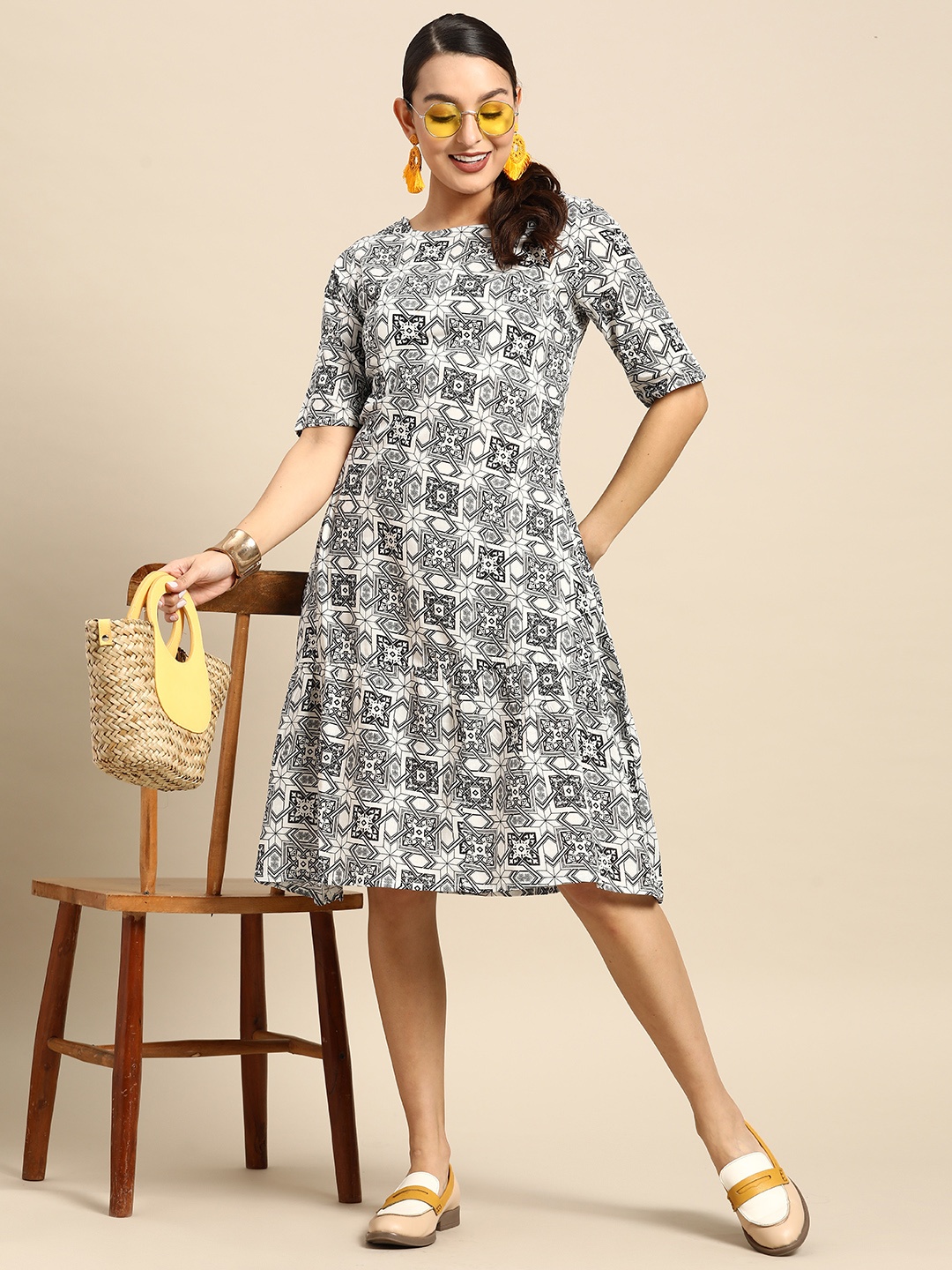 

Sangria Ethnic Motifs Printed Pure Cotton A-Line Dress, White