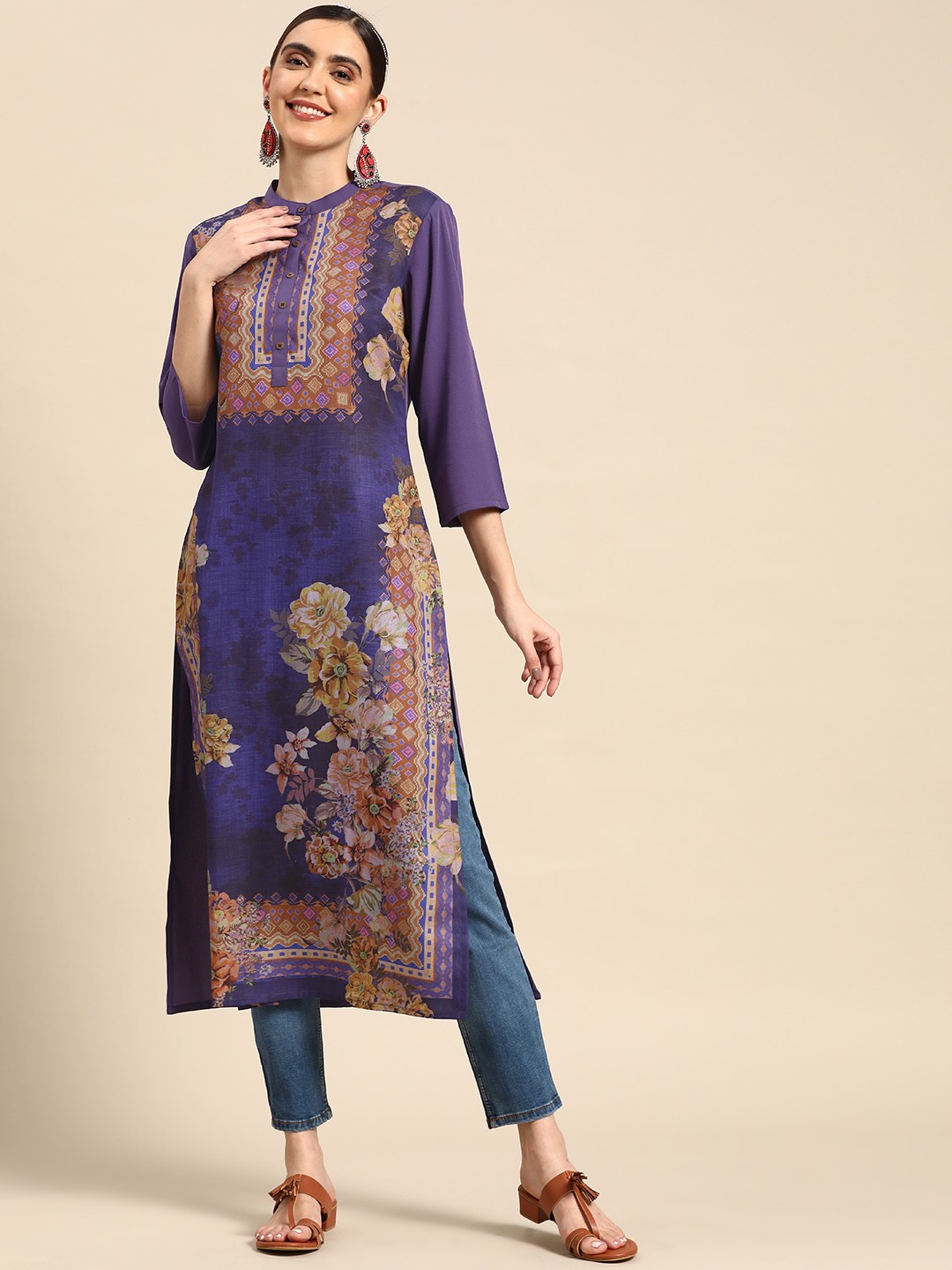 

Sangria Women Floral Printed Kurta, Purple