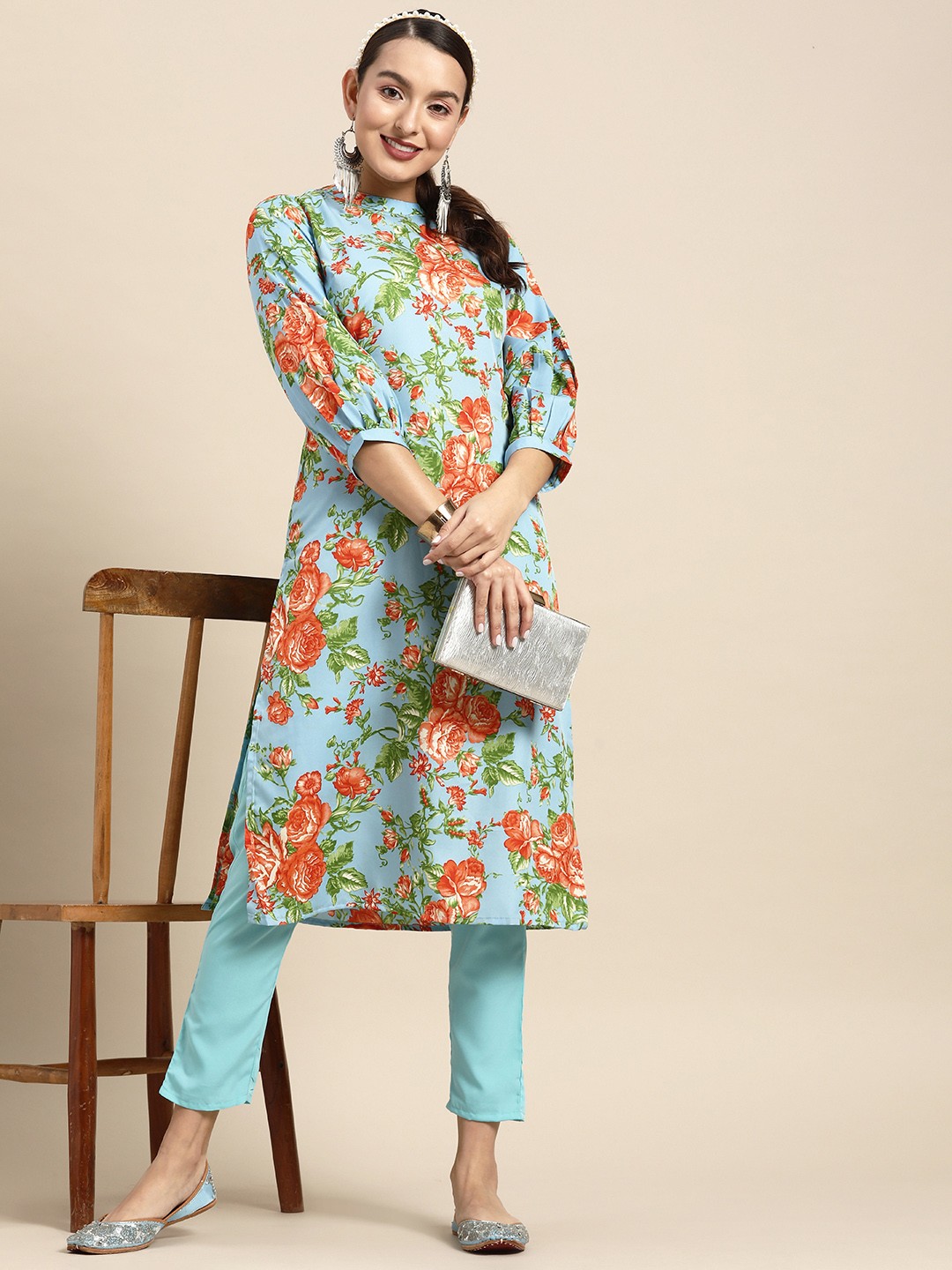 

Sangria Women Floral Printed Kurta with Trousers, Blue