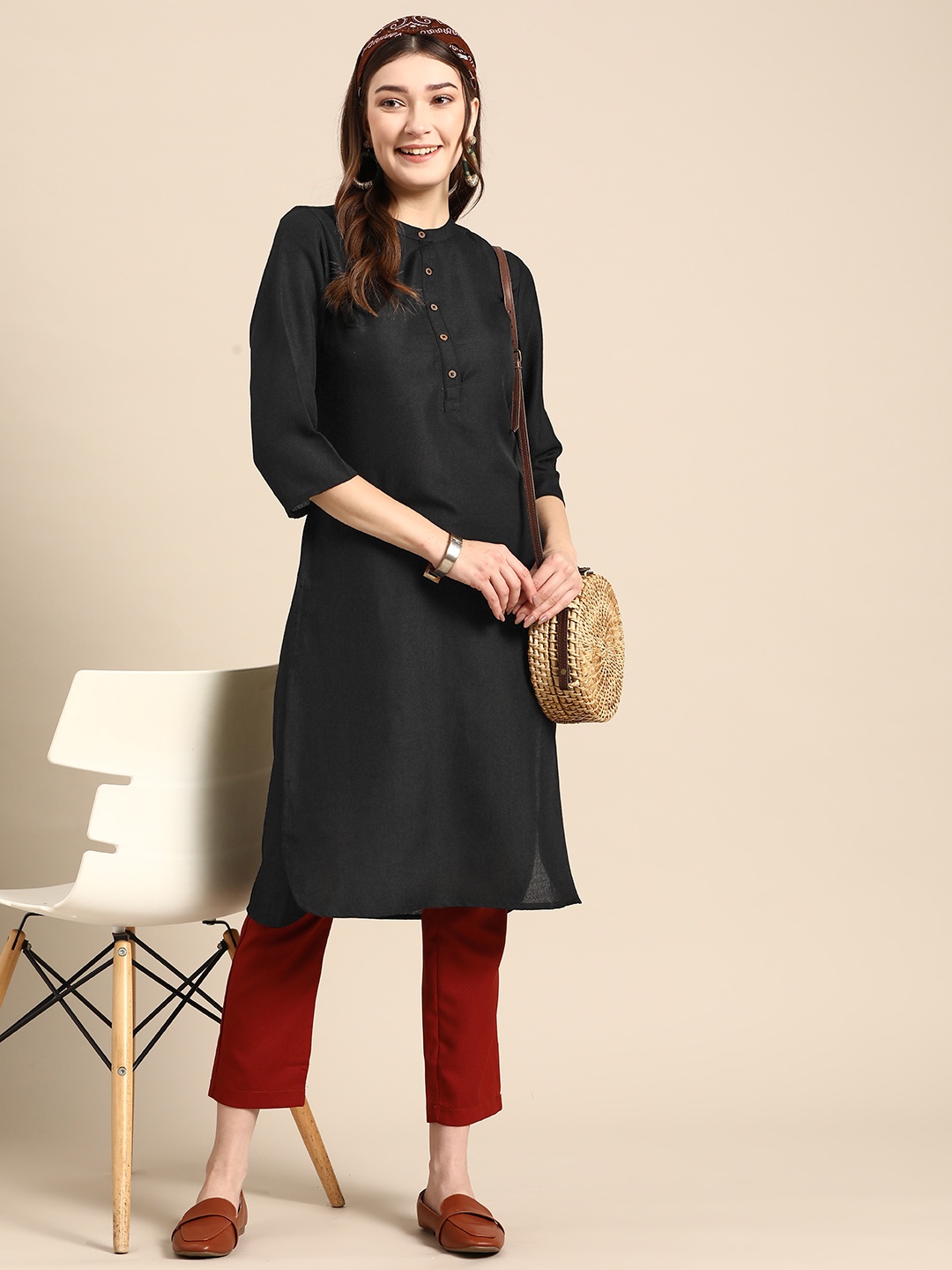 

Sangria Women Solid Band Collar Kurta, Black