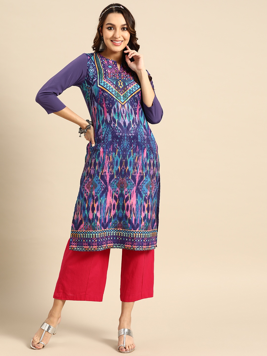 

Sangria Printed Round Neck Straight Kurta, Purple