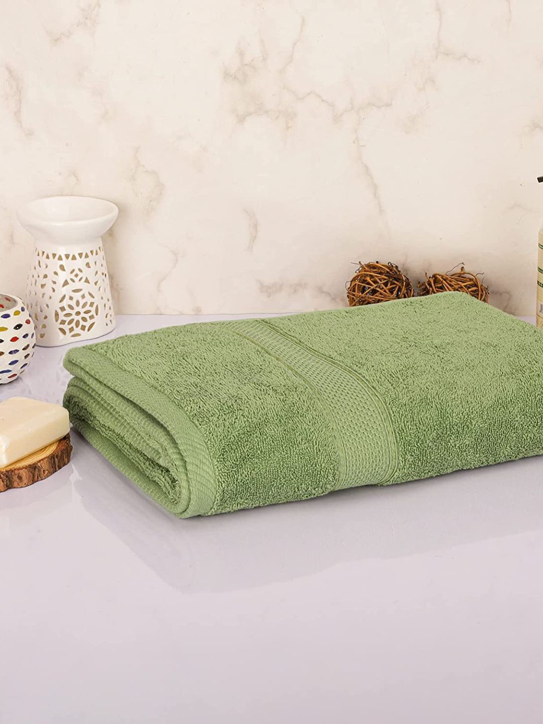 

Sleeping Owls- because your sleep matters Green 330 GSM Cotton Bath Towel