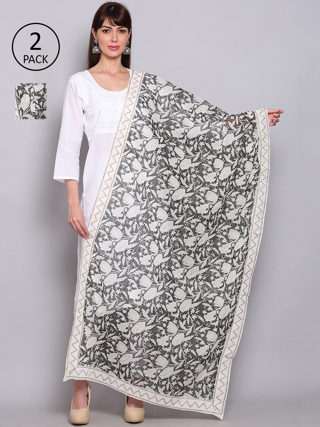 

Miaz Lifestyle White & Black Printed Kalamkari Dupatta with Gotta Patti