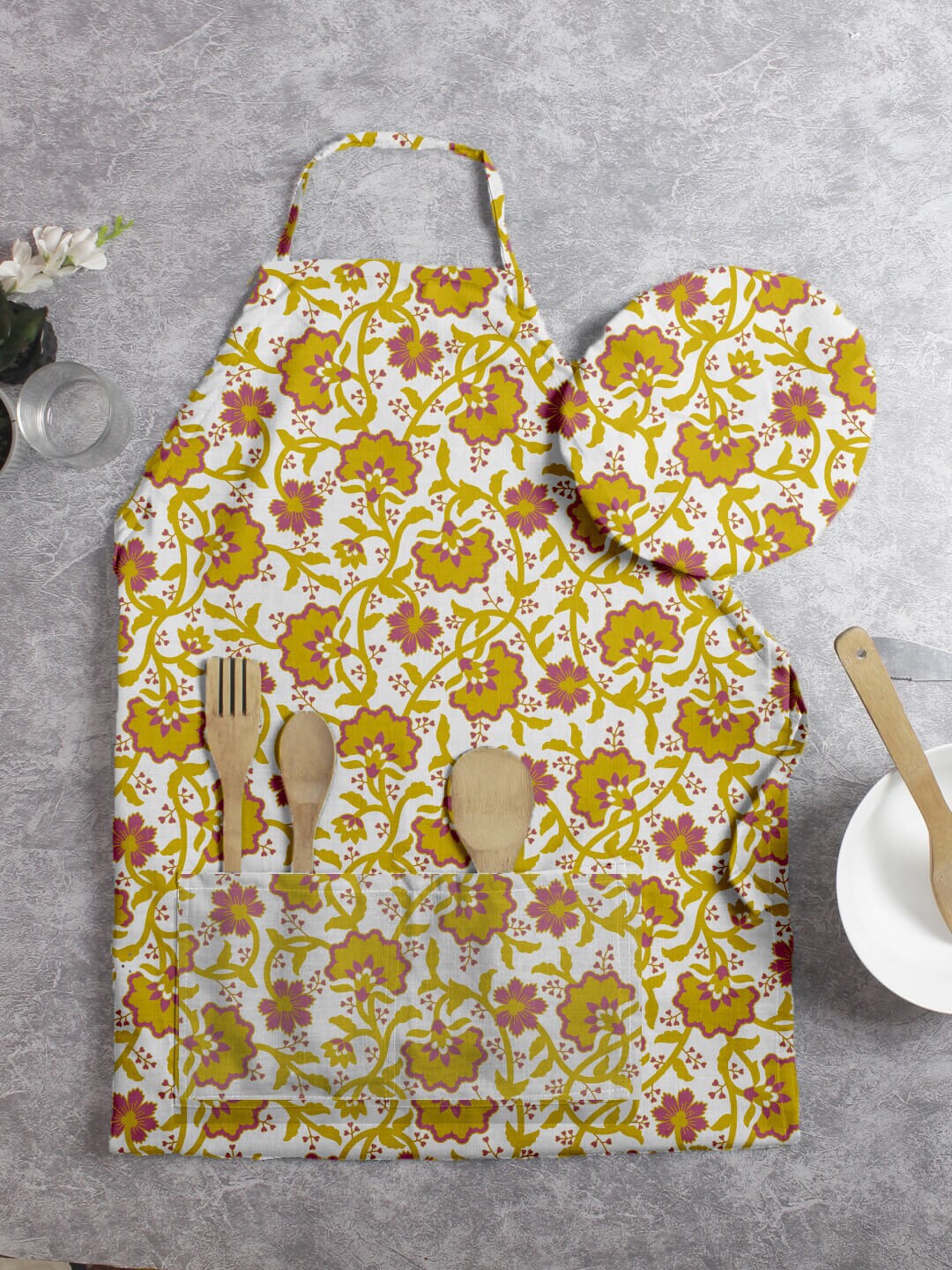 

HOUZZCODE Unisex Yellow & White Printed Apron With Chef Cap