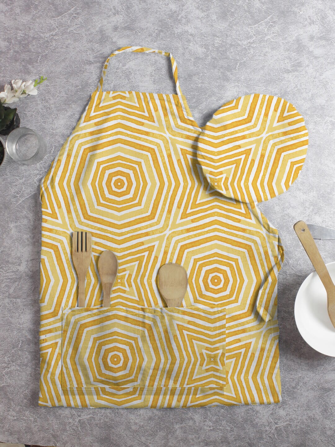 

HOUZZCODE Set of 2 Yellow Printed Apron & Cap