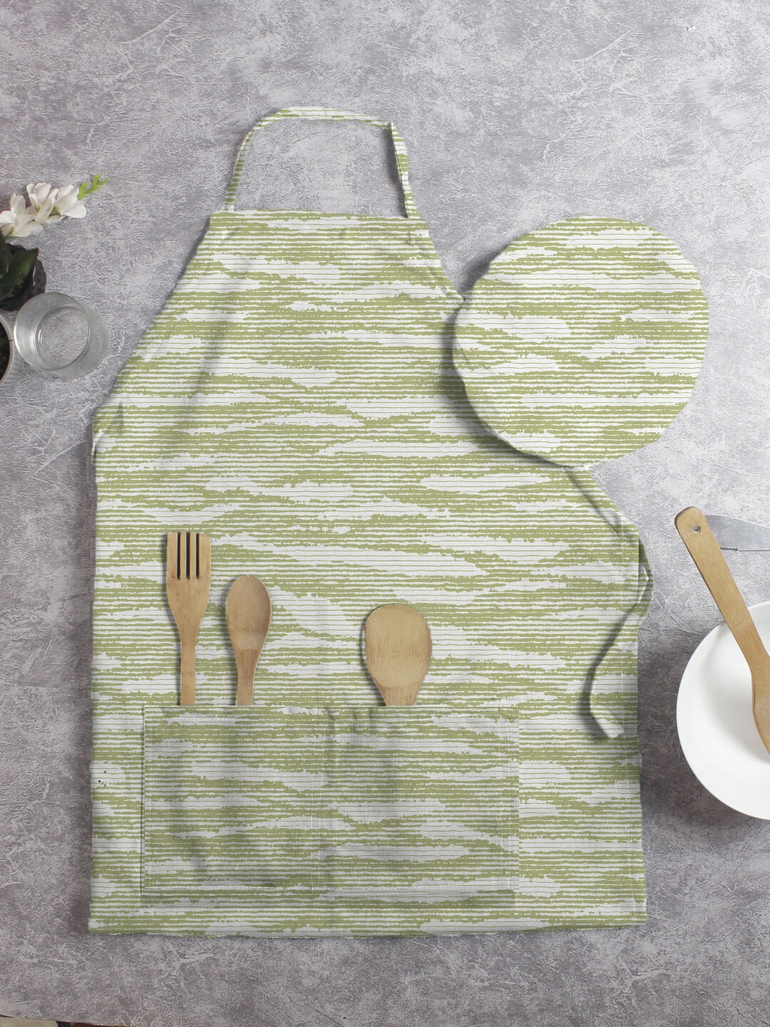 

HOUZZCODE Green Waves Printed Apron With Cap