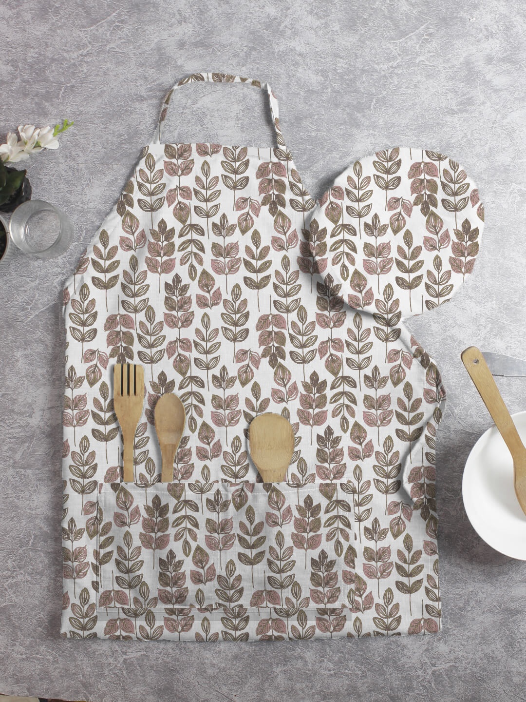 

HOUZZCODE White & Brown Printed Apron