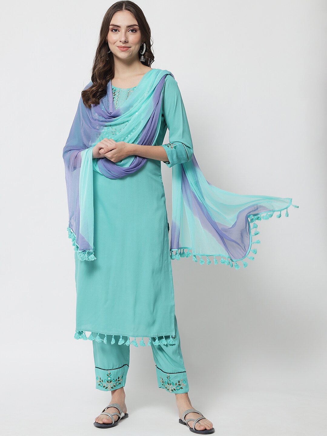 

IkDaiya Women Teal Striped Empire Kurta with Trousers & With Dupatta