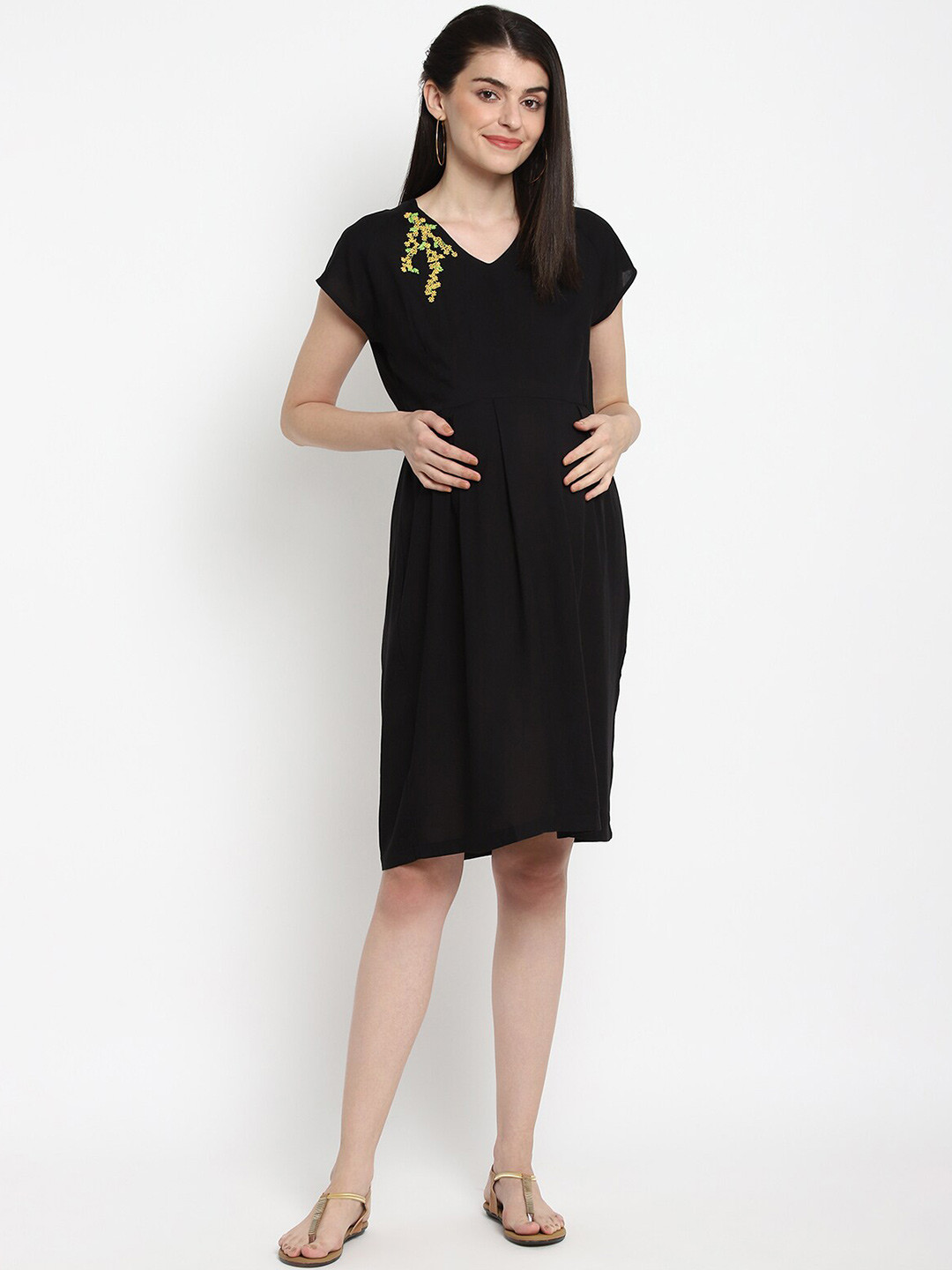 

The Vanca Black Maternity Maternity Pleated Dress With Embroidery