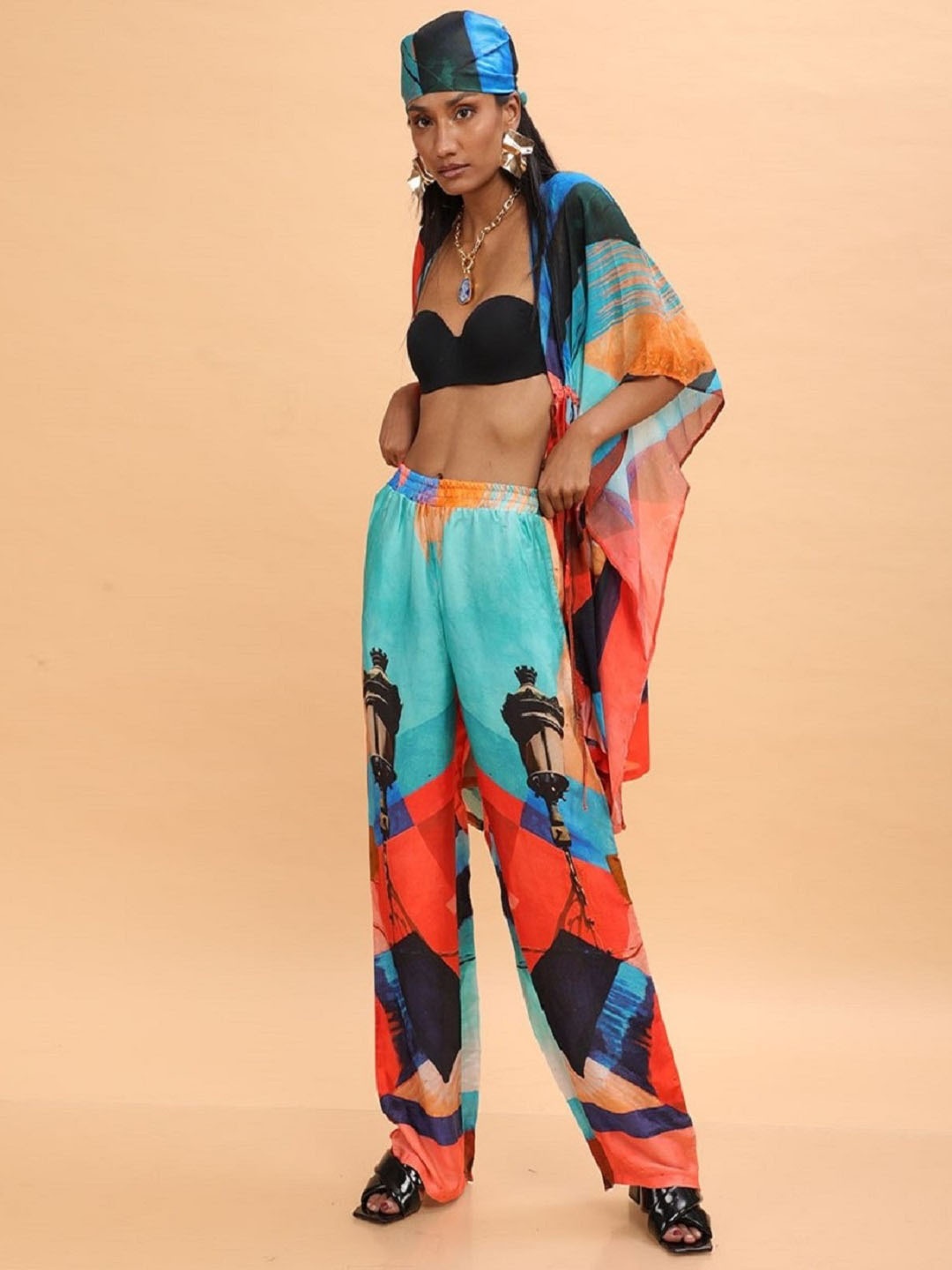 

MISSY Women Red Floral Printed Loose Fit High-Rise Trousers