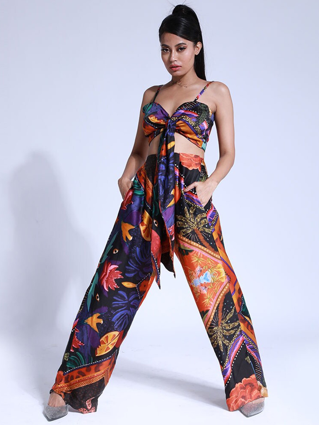 

MISSY Women Black Ethnic Motifs Printed Loose Fit High-Rise Trousers