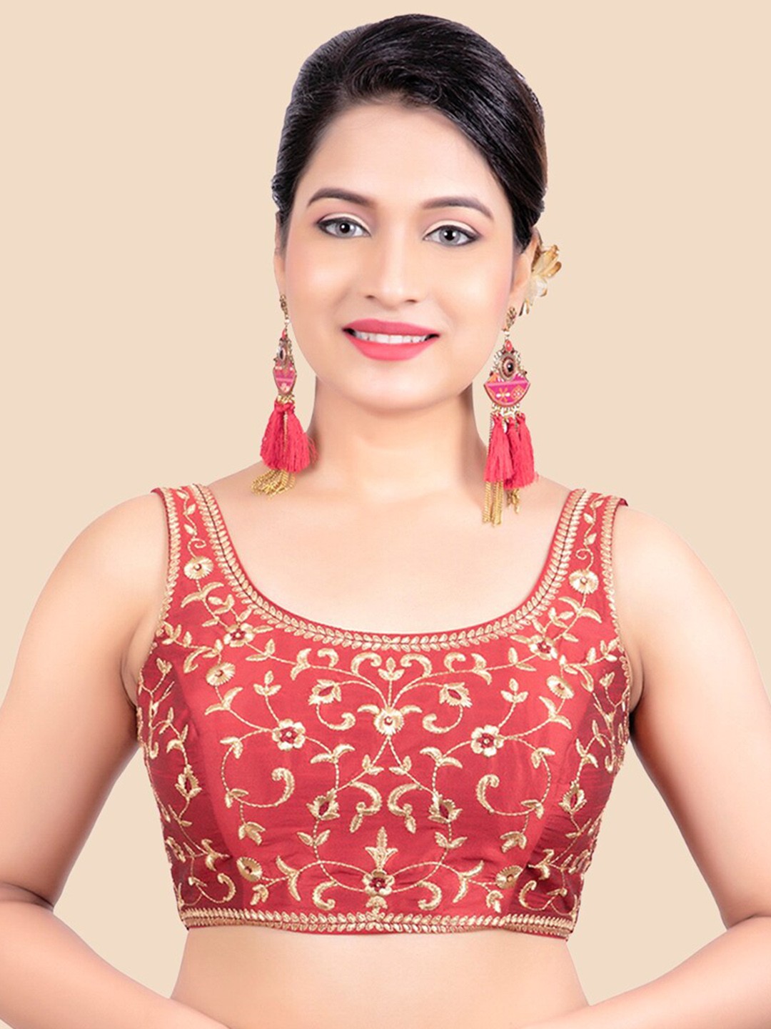 

FEMMIBELLA Women Maroon Embroidered Saree Blouse