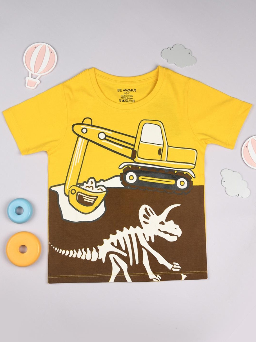 

BE AWARA Kids Yellow Graphic Printed T-shirt