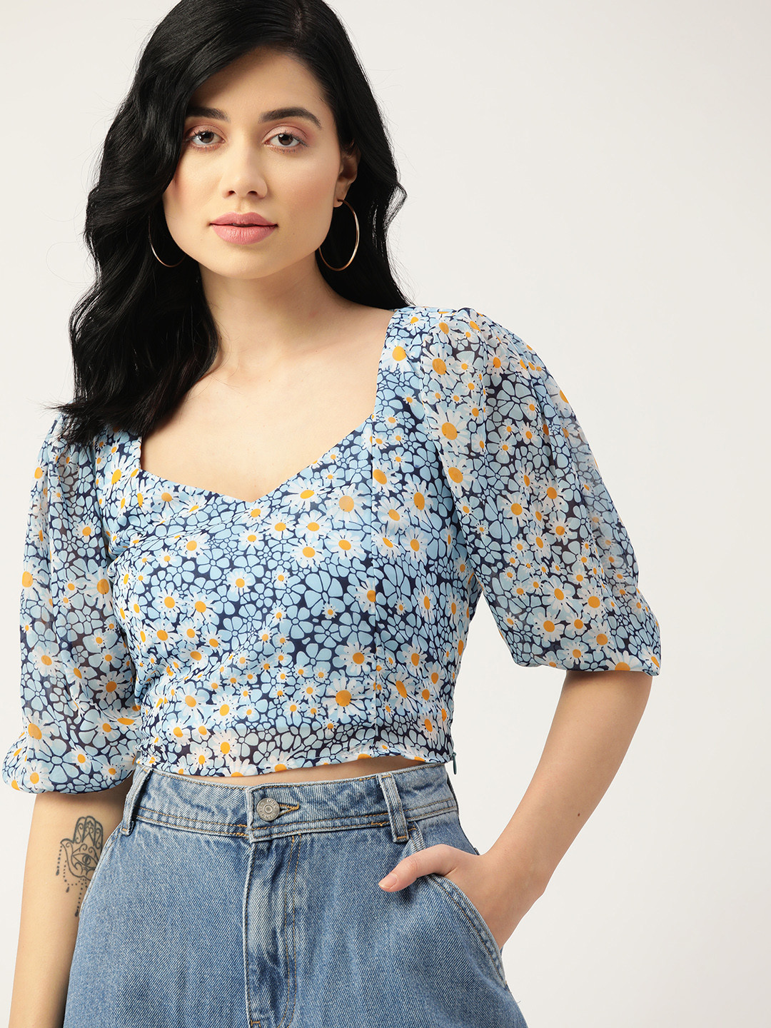 

4WRD by Dressberry Women Blue & Yellow Floral Printed Sweetheart Neck Blouson Crop Top