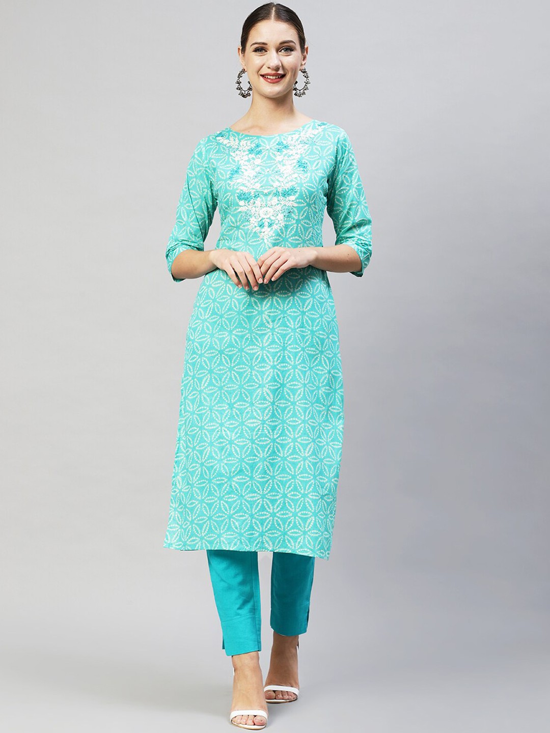 

FASHOR Women Turquoise Blue Embroidered Kurta