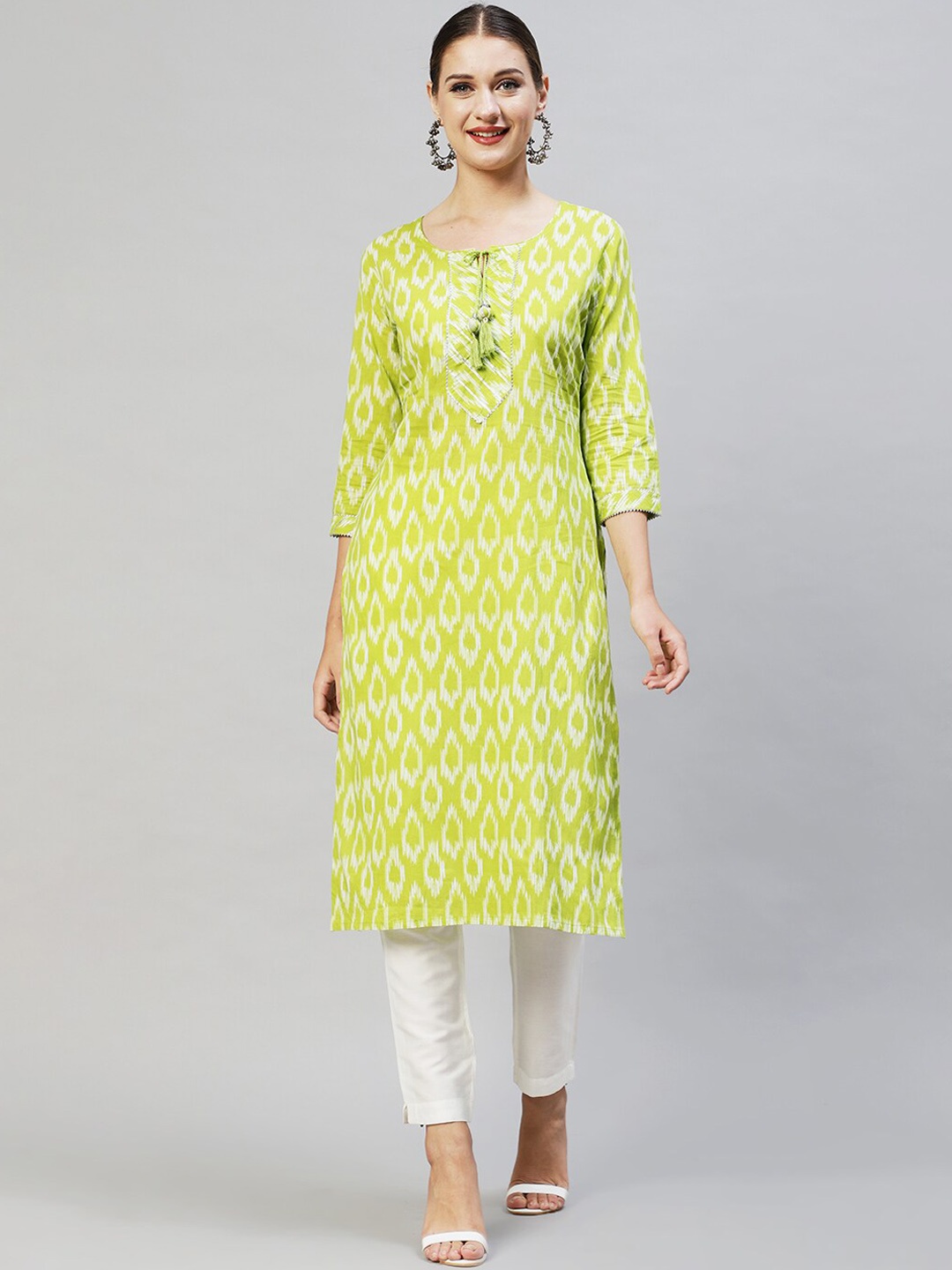 

FASHOR Women Green Printed Gotta Patti Straight Kurta