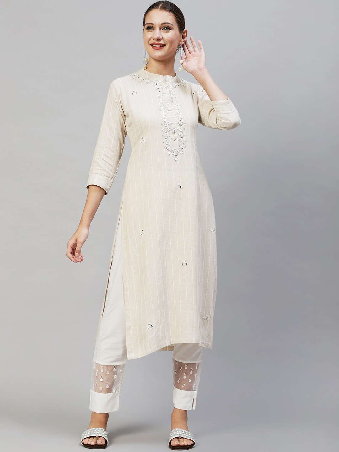 

FASHOR Women Beige Embroidered Thread Work Kurta