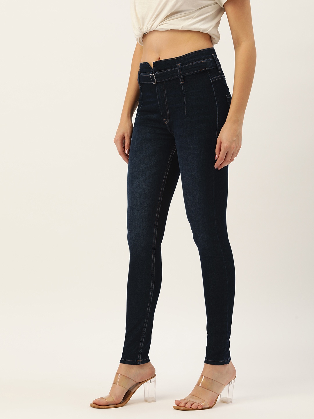 

FOREVER 21 Women Blue Light Fade Stretchable Jeans With Belt