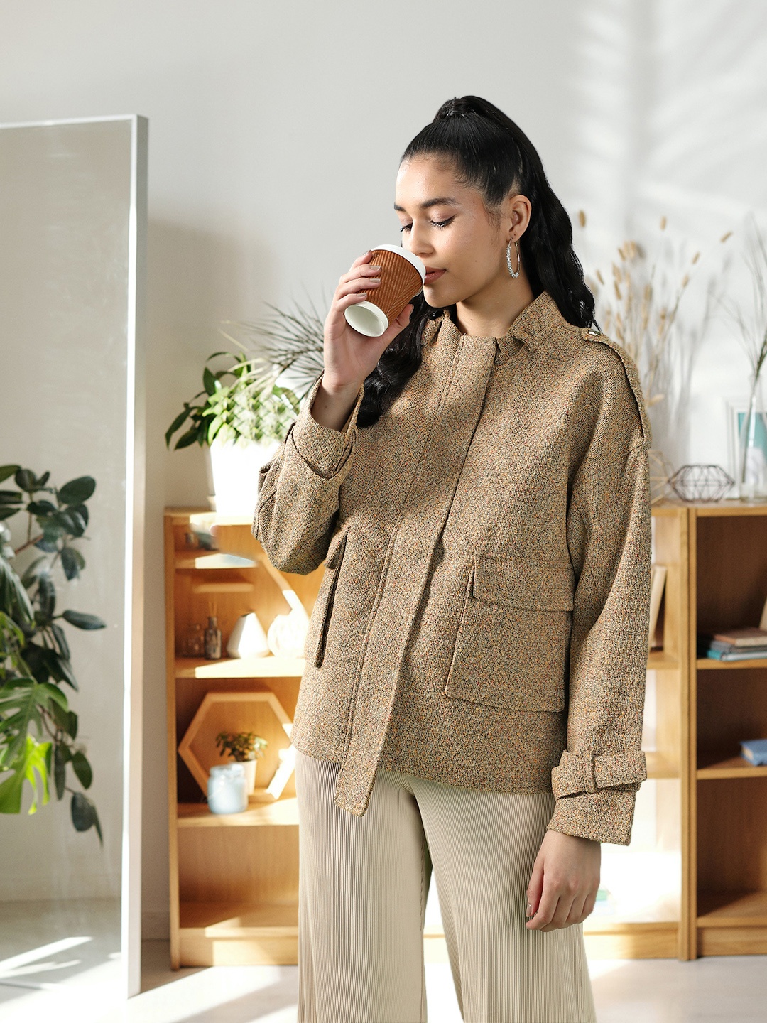 

FOREVER 21 Women Beige Checks Textured Tailored Jacket with 2 Flap Pockets