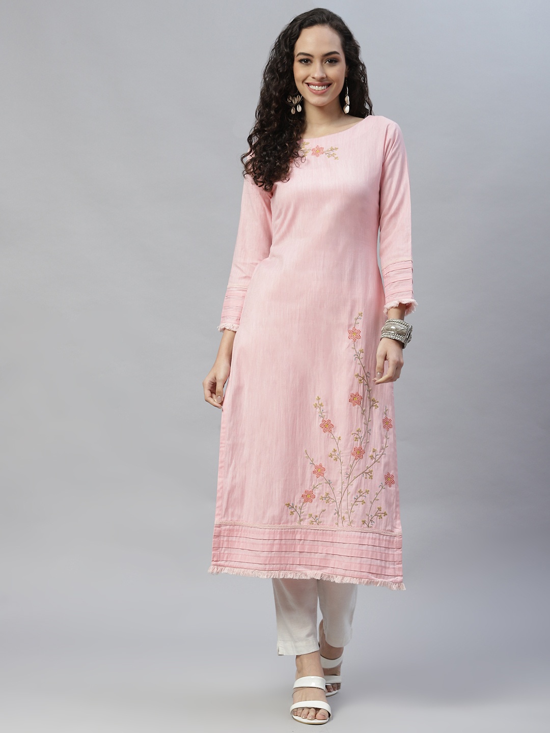 

LAAKHI Pink & Orange Floral Printed Pure Cotton Kurti