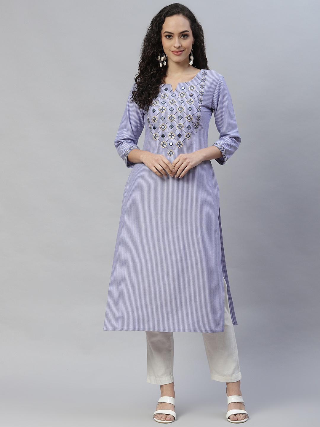 

LAAKHI Women Blue & Yellow Striped Kurta