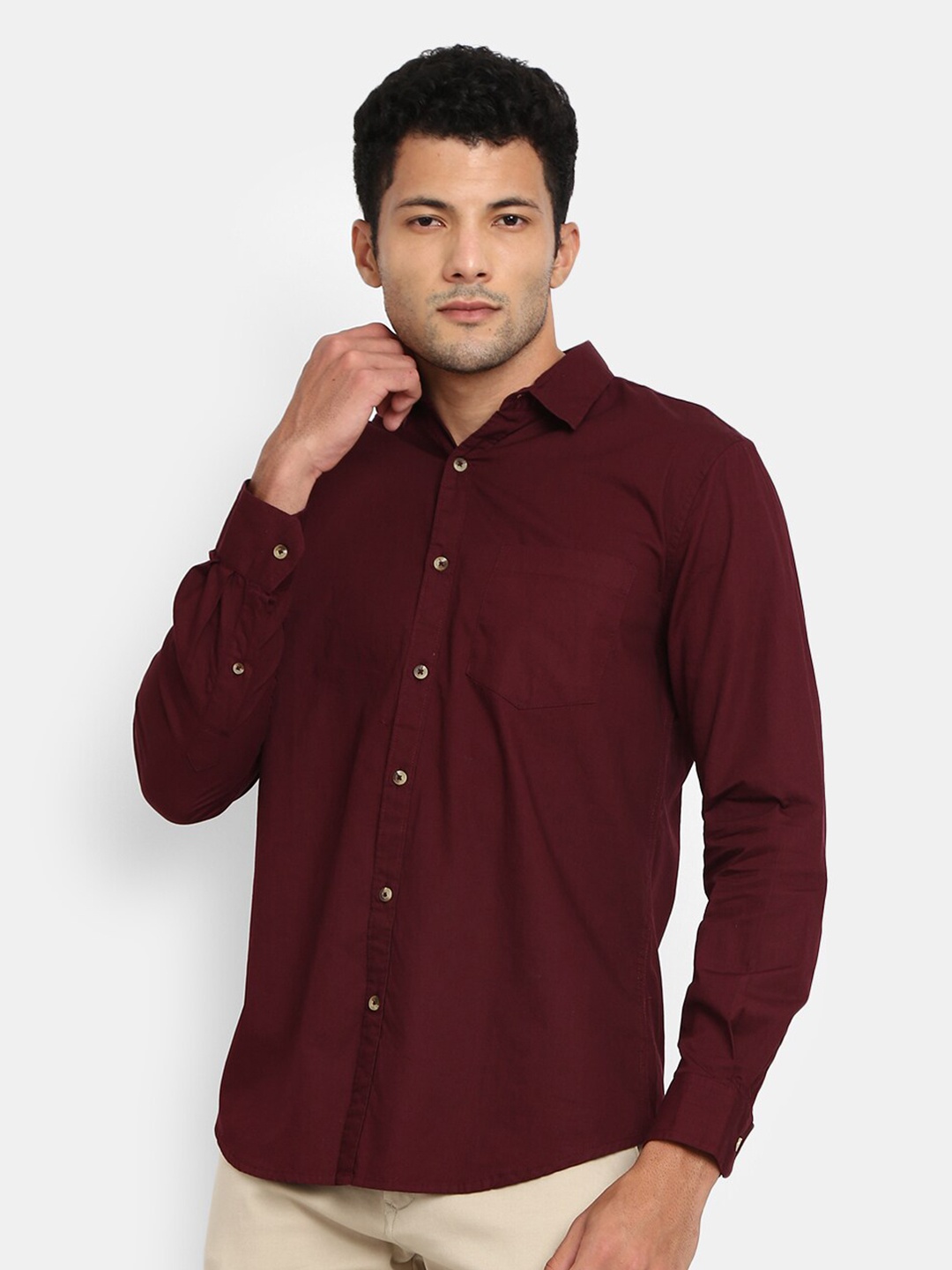 

V-Mart Men Maroon Solid Cotton Casual Shirt