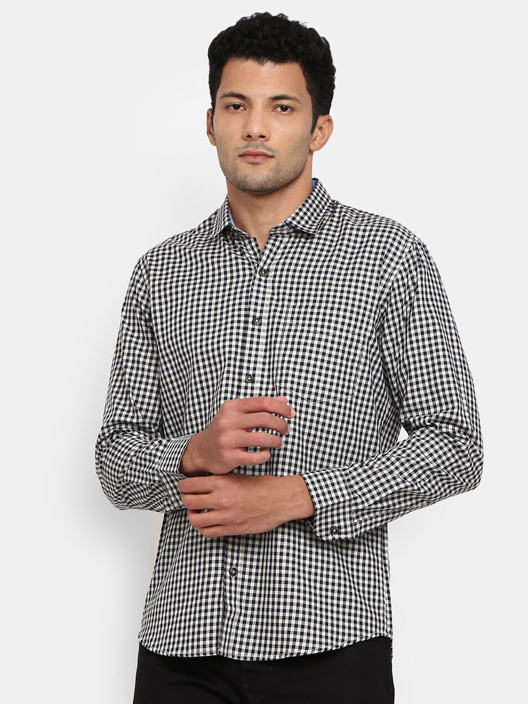 

V-Mart Men Navy Blue Micro Checks Checked Casual Shirt