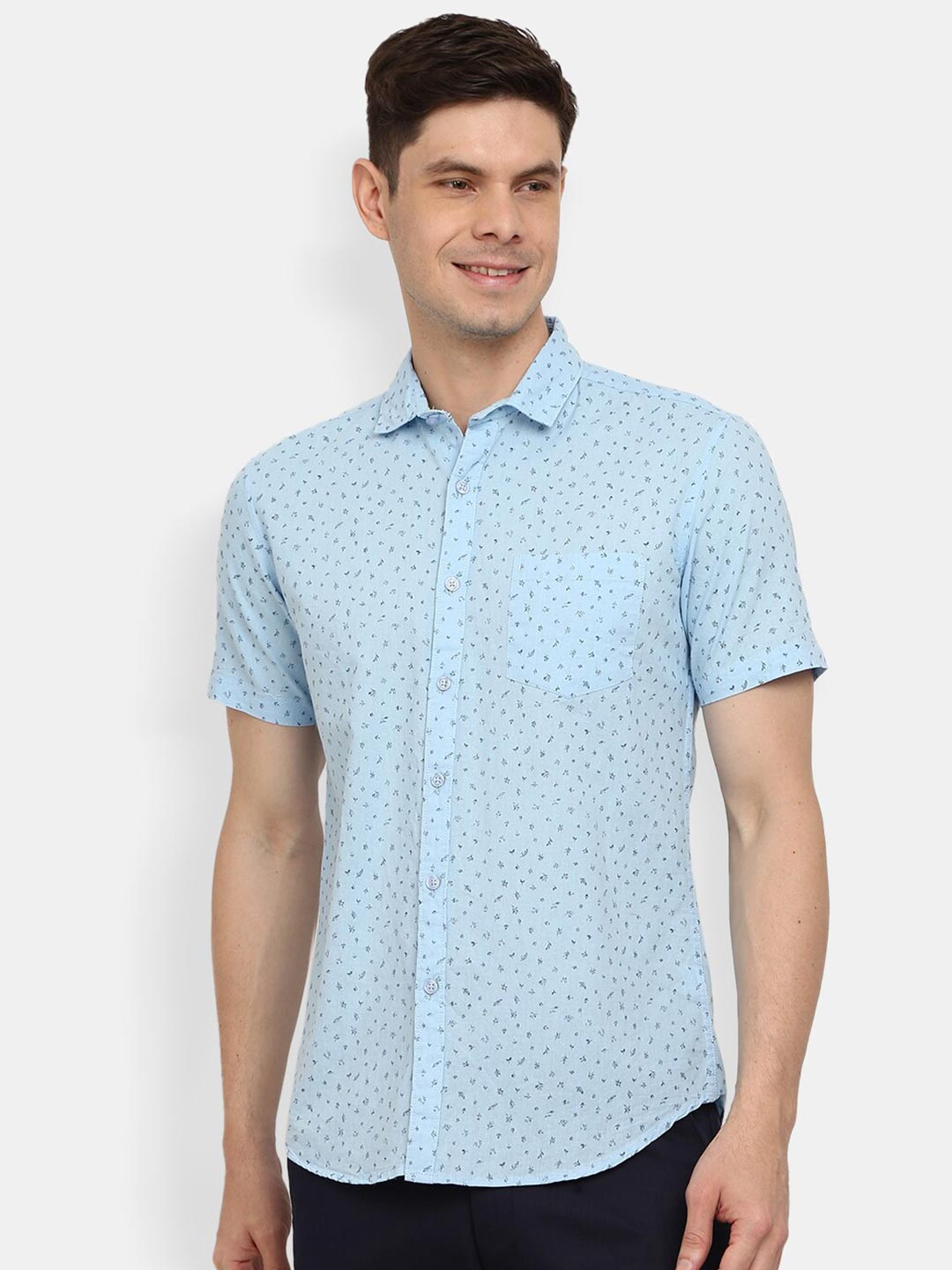 

V-Mart Men Blue Slim Fit Printed Cotton Casual Shirt