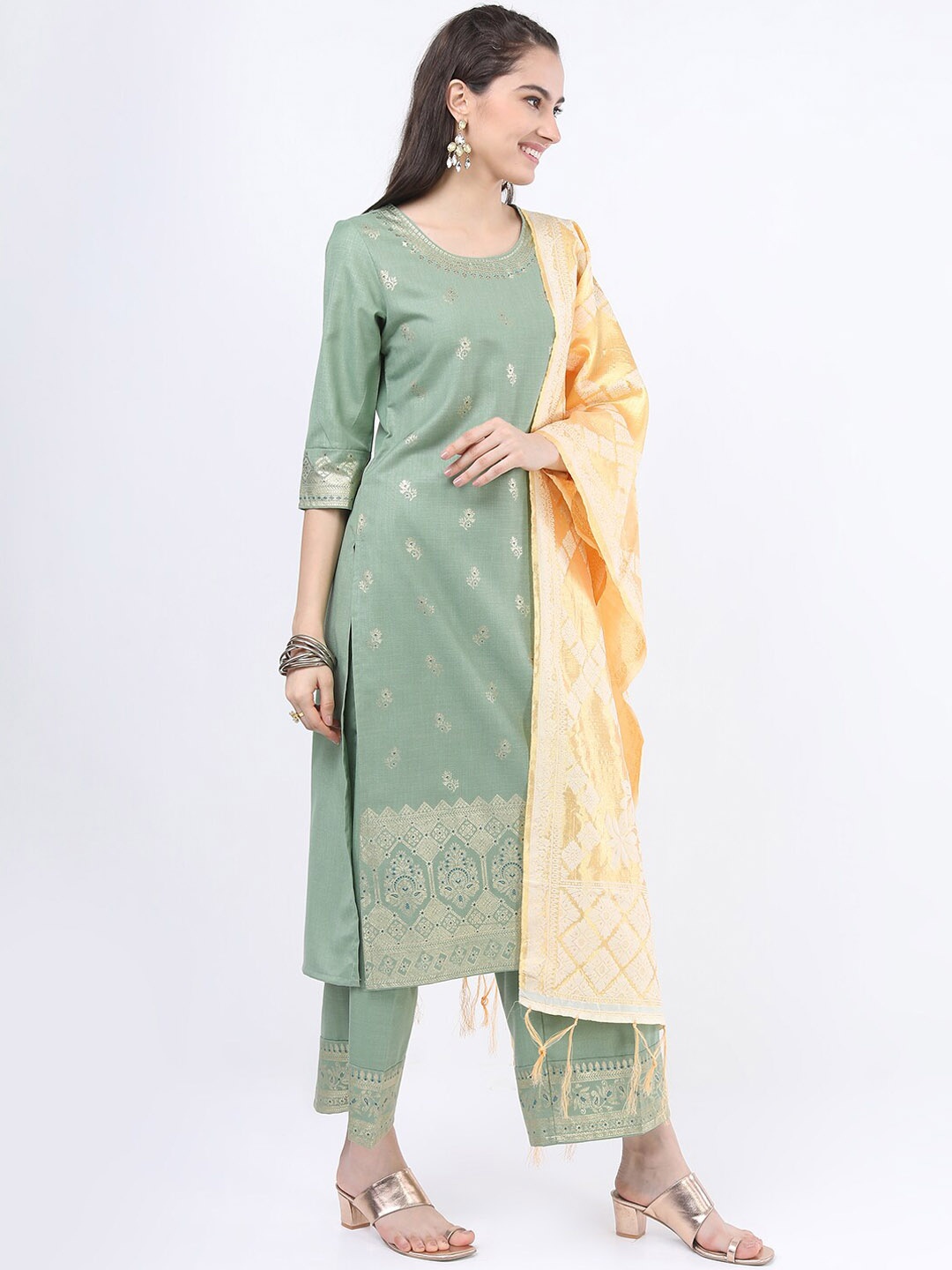 

Vishudh Women Green Ethnic Motifs Kurta with Palazzos & With Dupatta