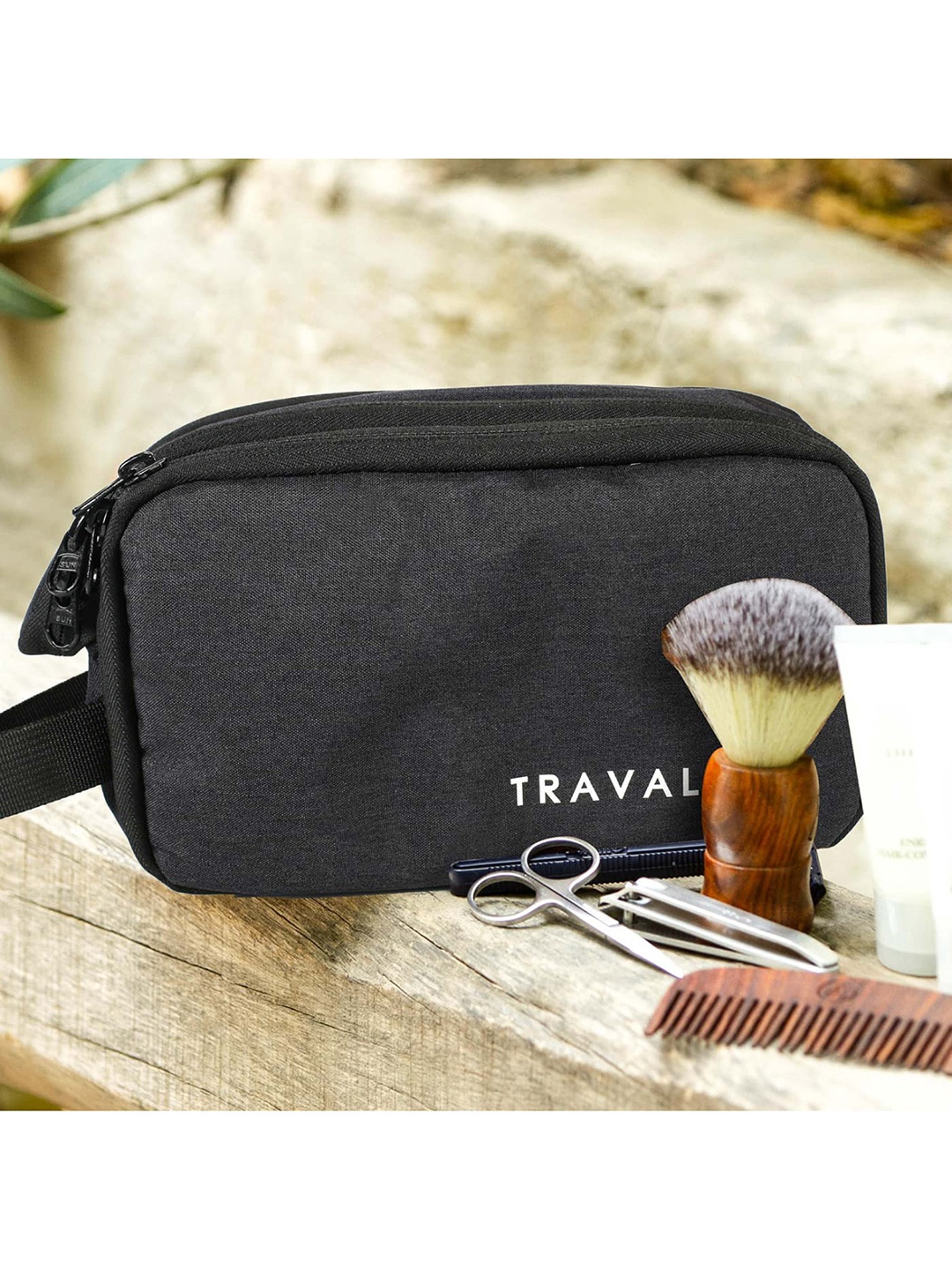 

TRAVALATE Black Solid Travel Pouch