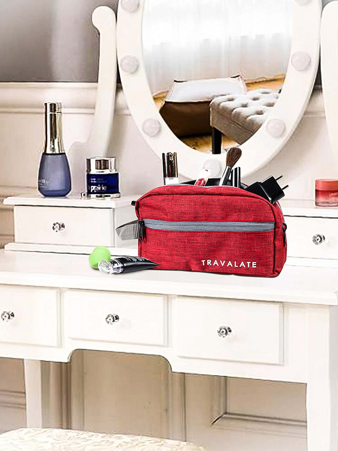 

TRAVALATE Red Solid Travel Pouch