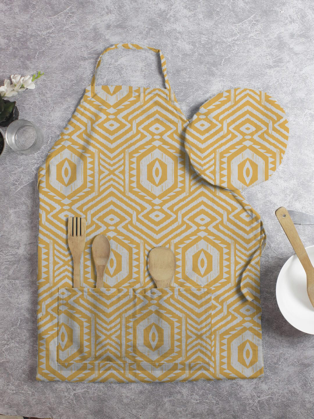 

HOUZZCODE Unisex Yellow Aprons