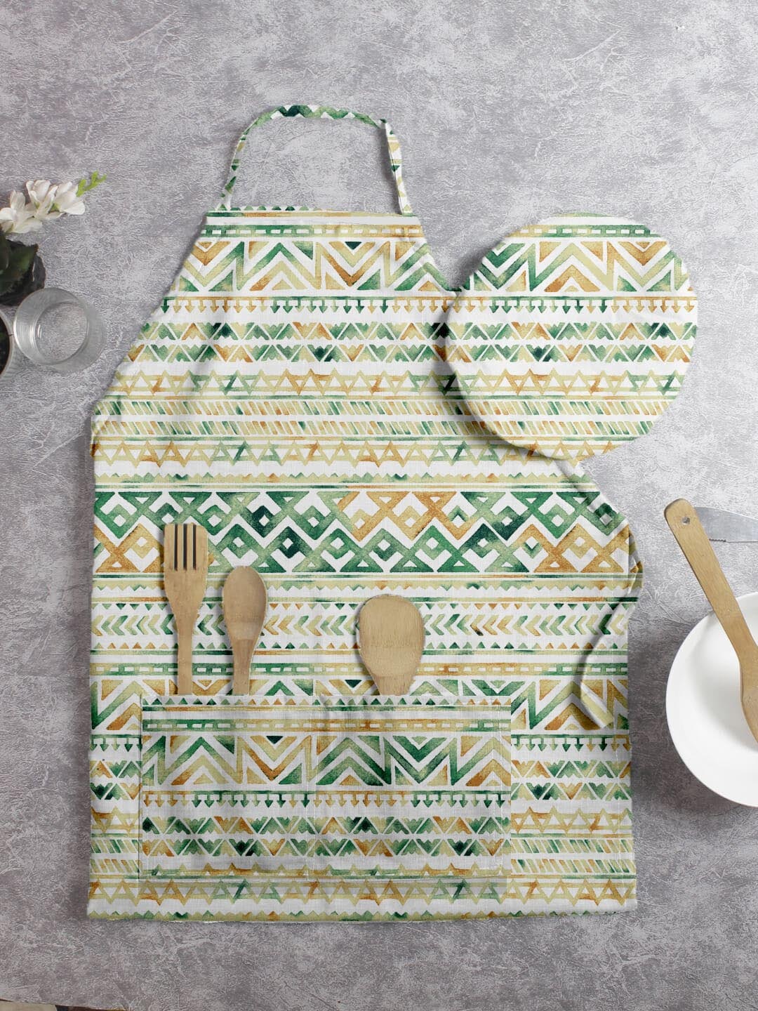 

HOUZZCODE Yellow Printed Apron & Cap