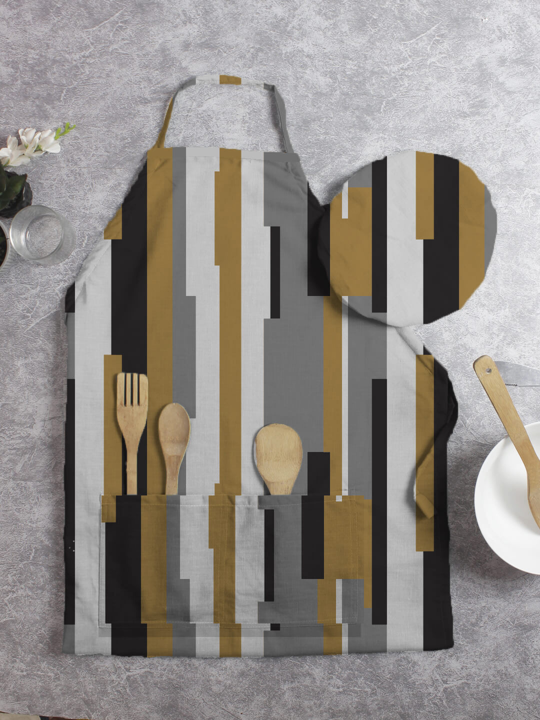 

HOUZZCODE Brown & Green Printed Apron With Cap