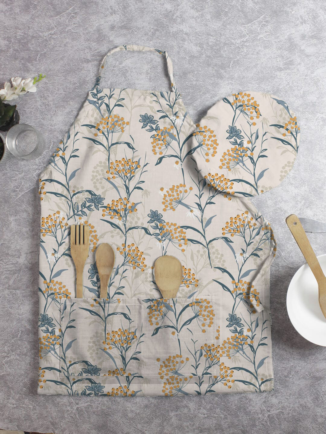 

HOUZZCODE Adults Set of 2 Beige & Yellow Printed Apron & Cap