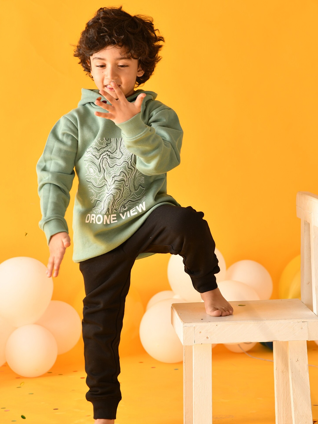 

Anthrilo Boys Olive Green & Black Printed T-shirt with Trousers
