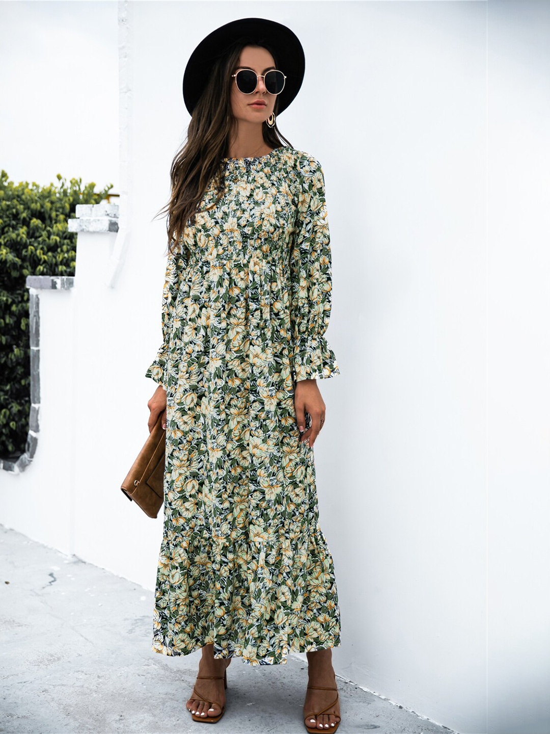 

BoStreet Green & White Floral Fit and Flare Maxi Dress