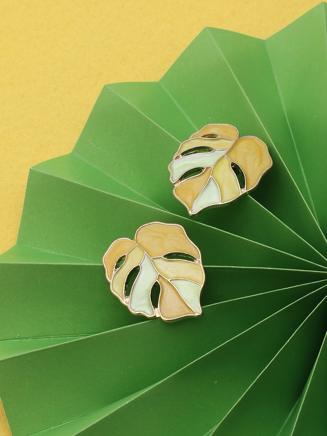 

SOHI Gold-Toned Contemporary Studs Earrings