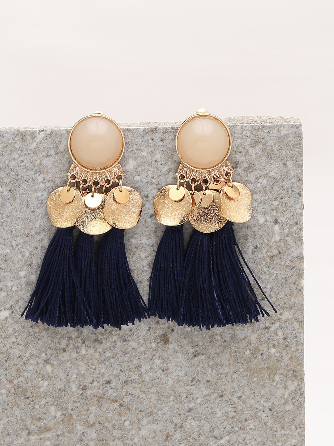

SOHI Black Contemporary Drop Earrings
