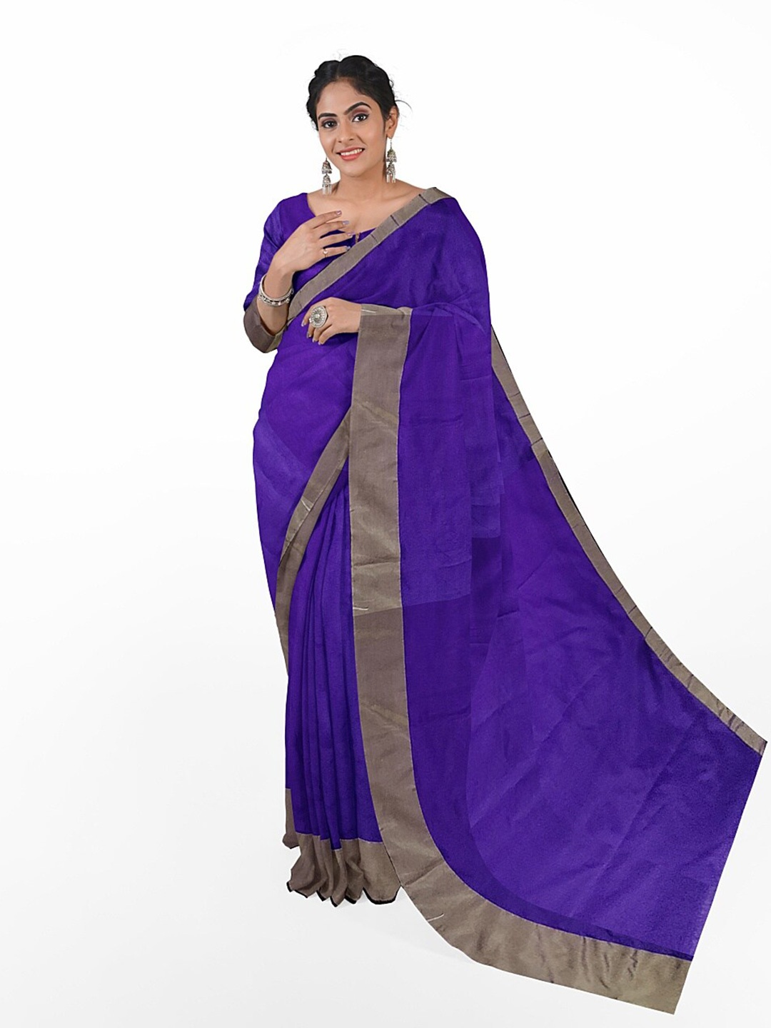 

SAADHVI Purple & Gold-Toned Silk Cotton Sungudi Saree