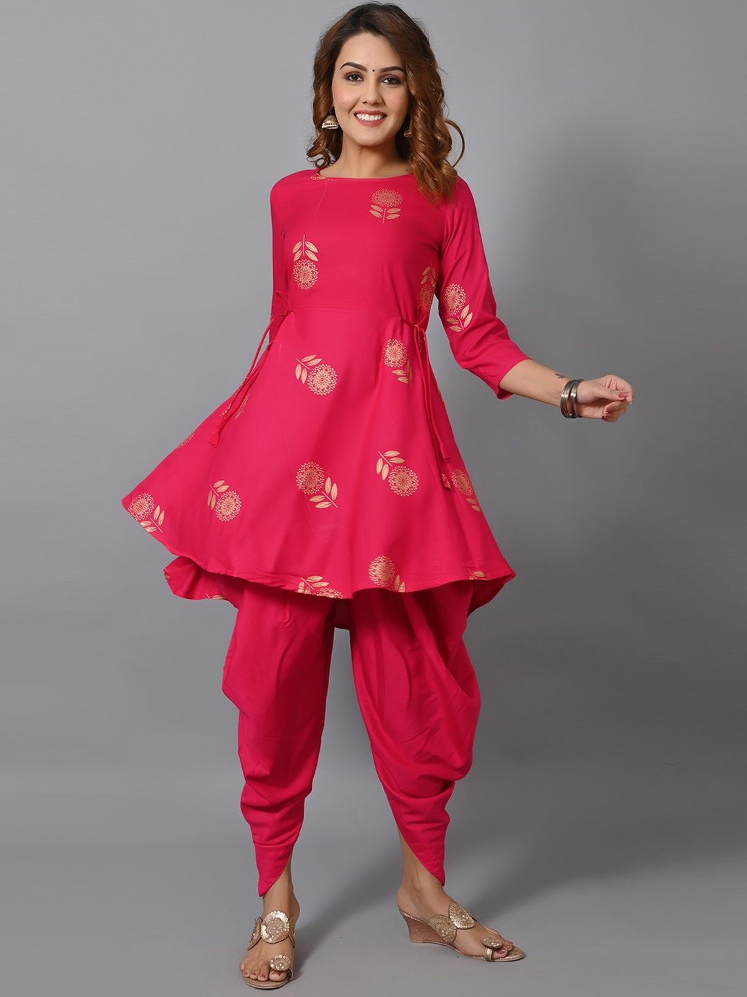

VASTRAMANIAA Women Pink Ethnic Motifs Printed Regular Kurti With Dhoti Pants