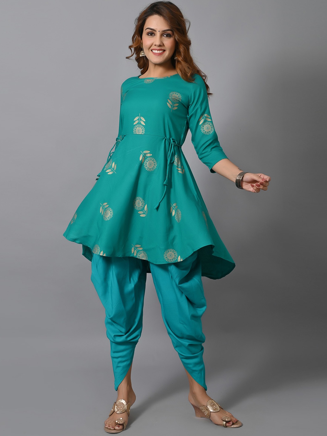 

VASTRAMANIAA Women Green Ethnic Motifs Pleated Kurti With Dhoti Pants