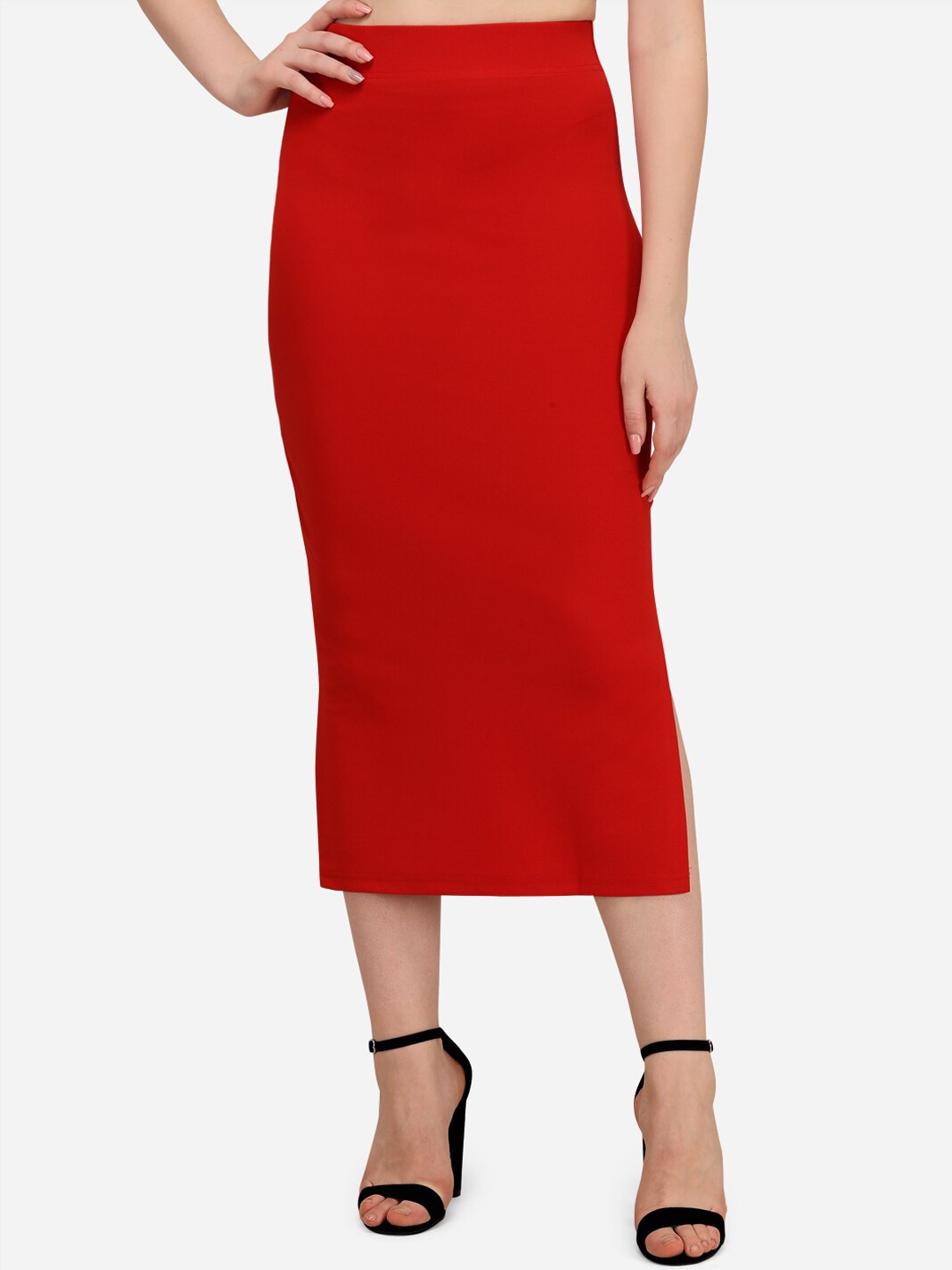 

Wedani Women Red Solid Knitted Saree Shapewear