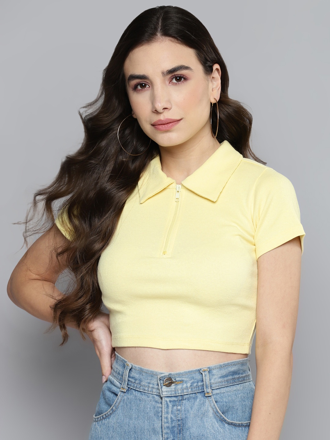 

VividArtsy Yellow Solid Crop Top