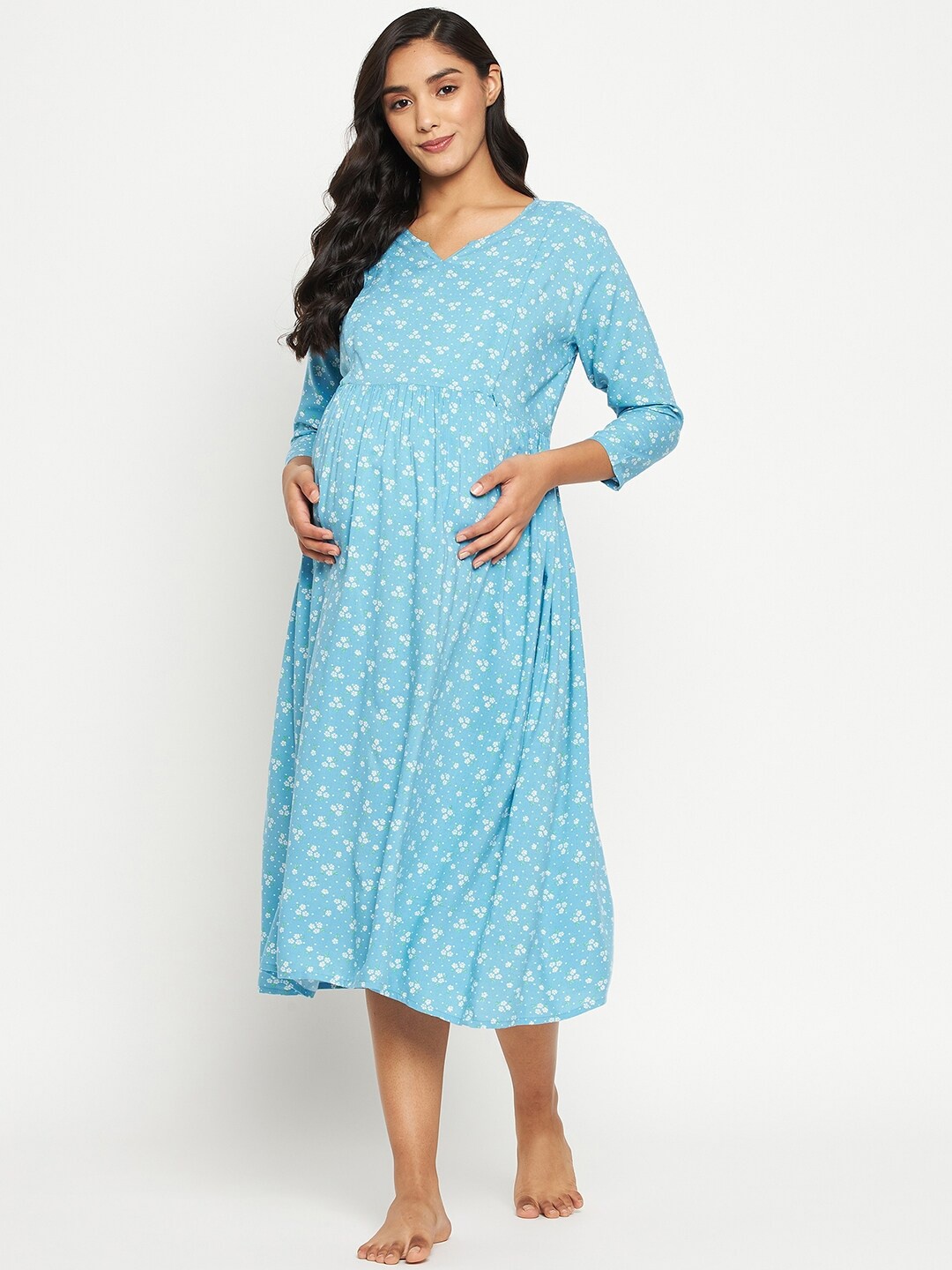 

Hypernation Women Blue Printed Maternity Nightdress