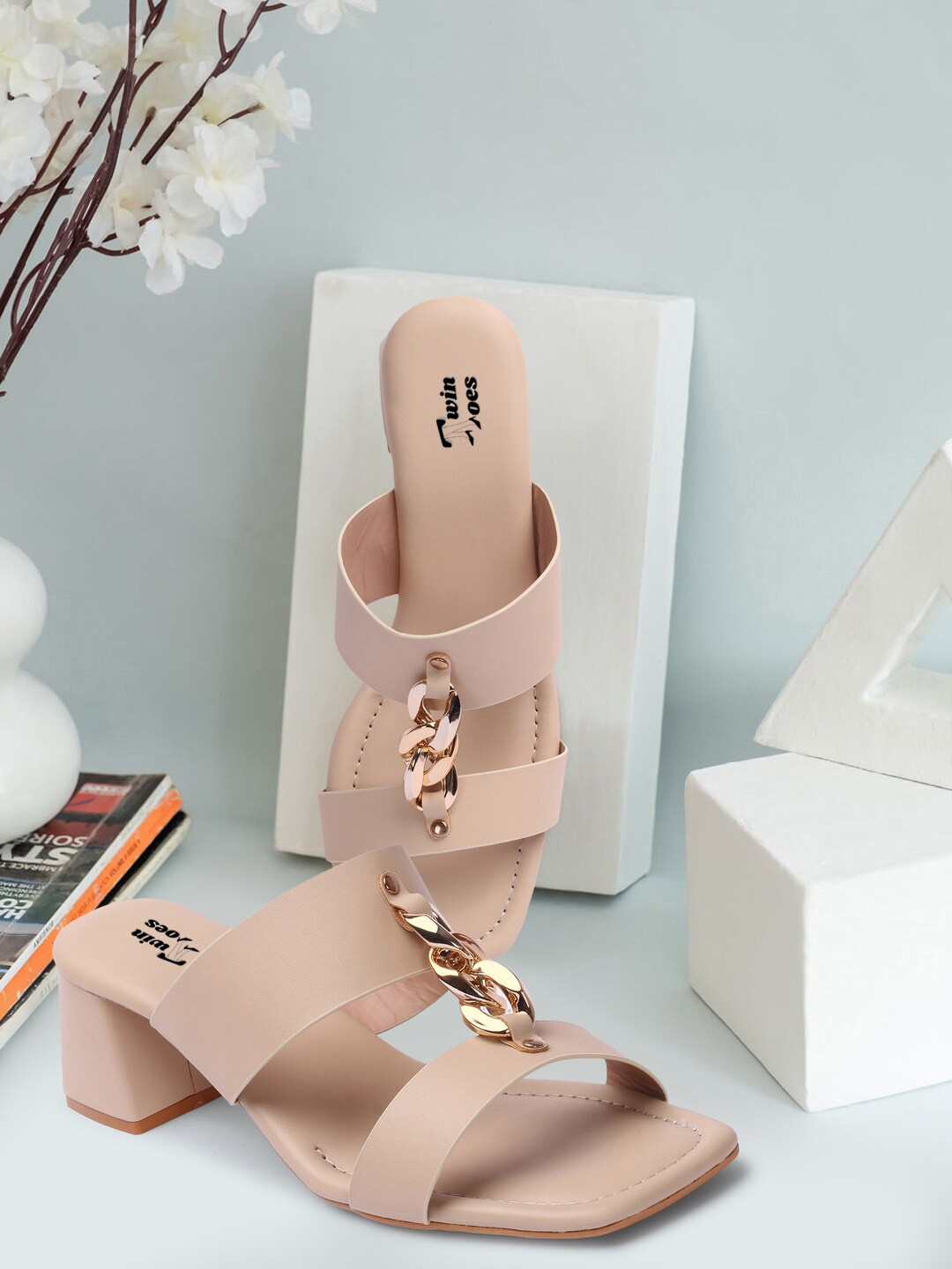 

TWIN TOES Cream-Coloured Embellished Party Block Heels