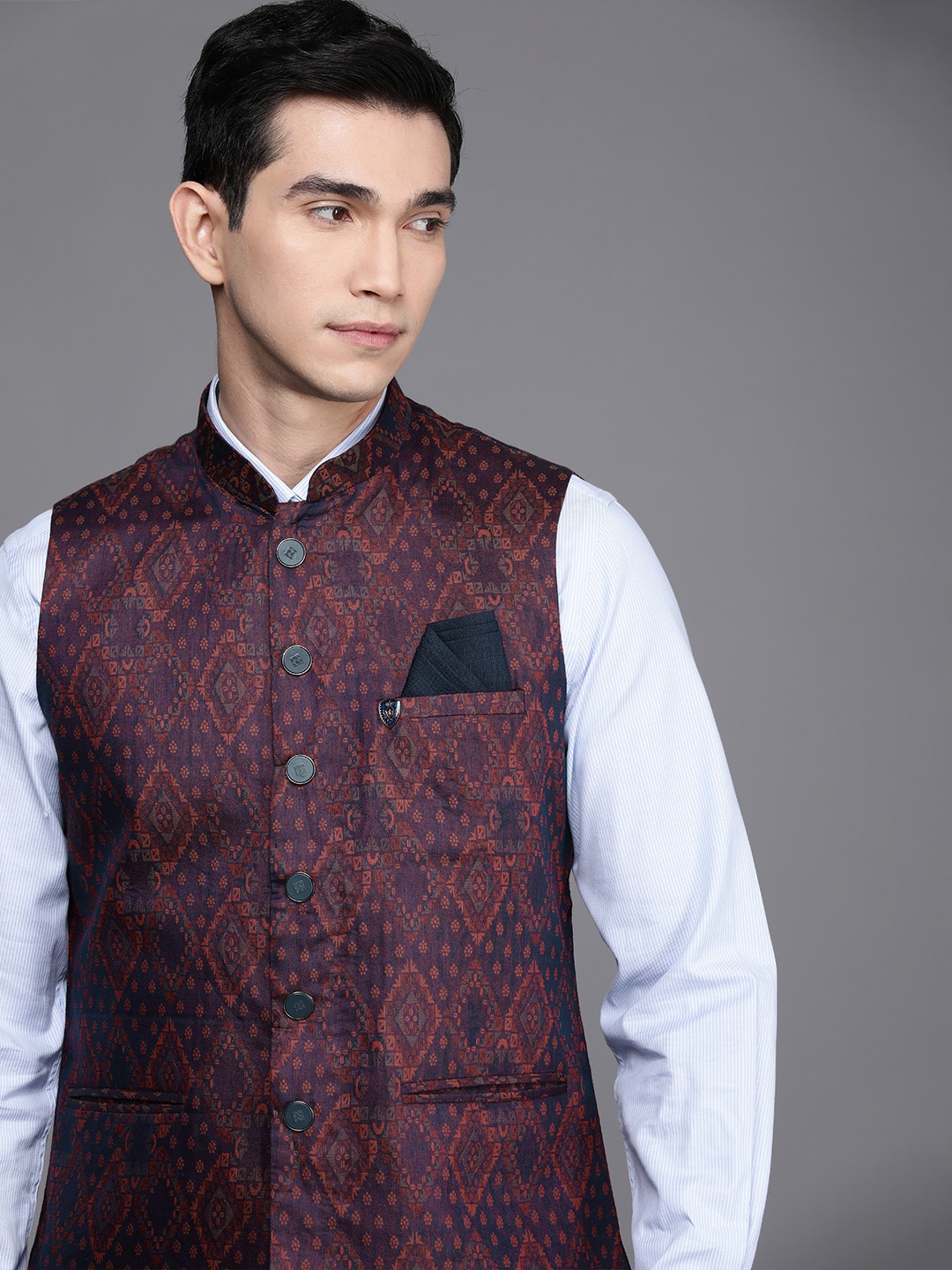 

Manyavar Men Navy Blue Ethnic Motifs Printed Nehru Jacket