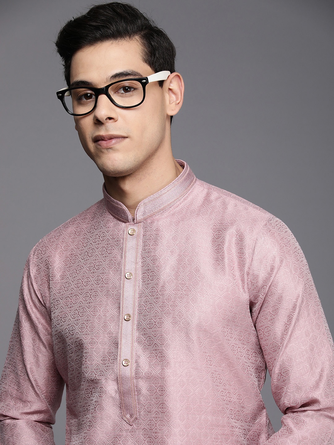 

Manyavar Men Pink Geometric Self Design Kurta with Churidar